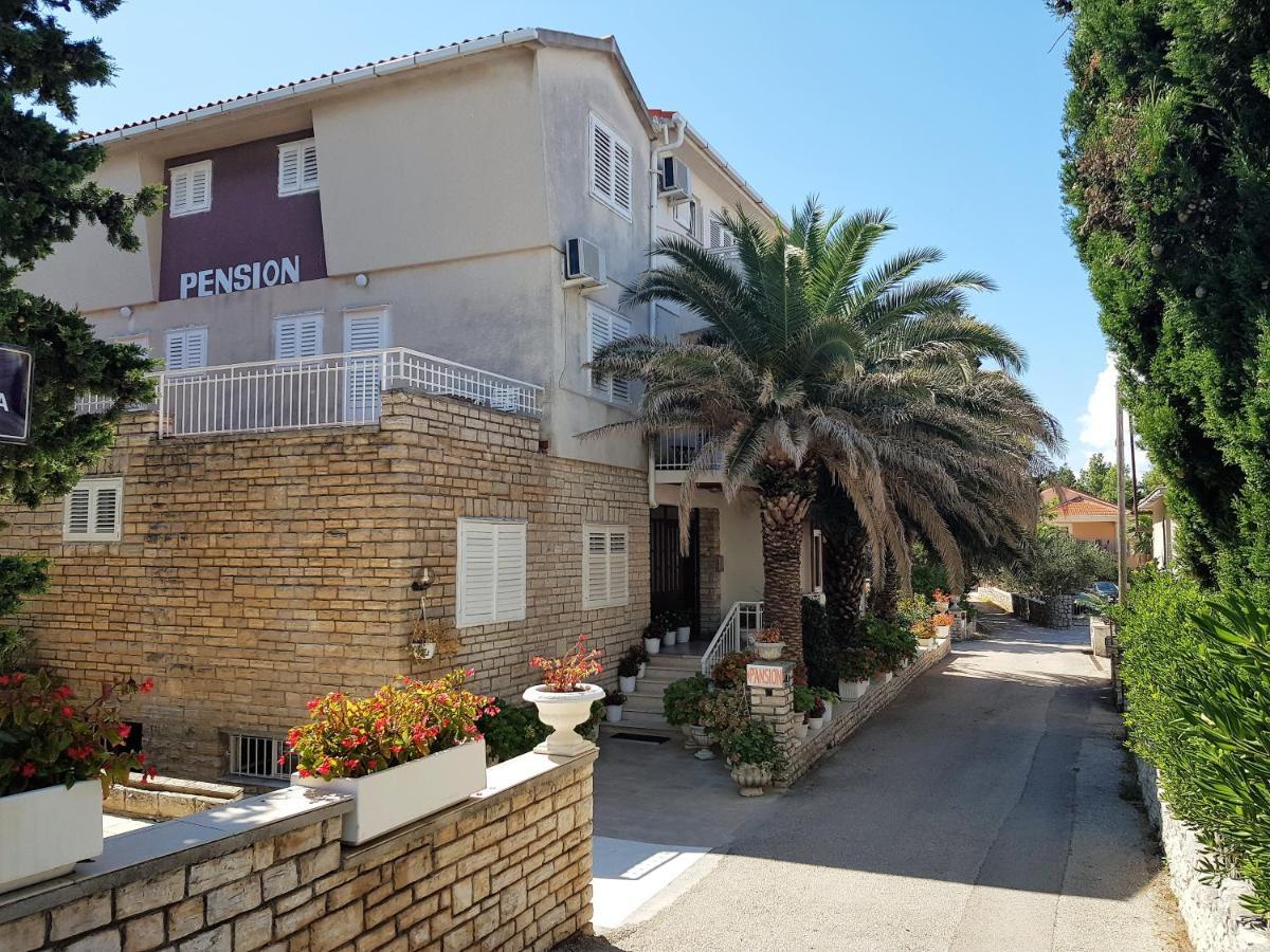 Royal Rooms Novalja Exterior foto