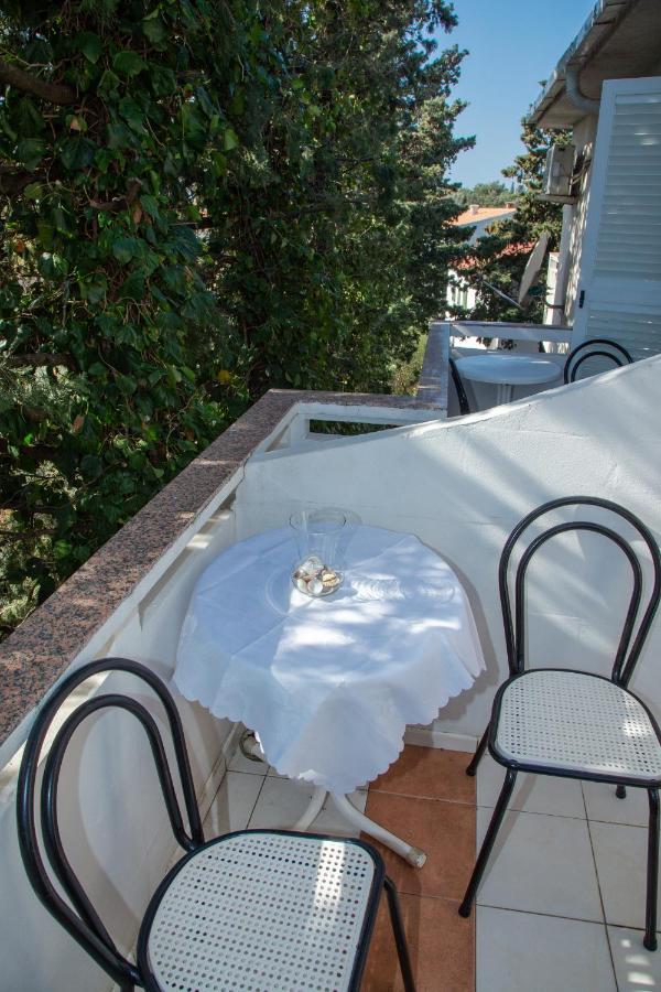 Royal Rooms Novalja Exterior foto